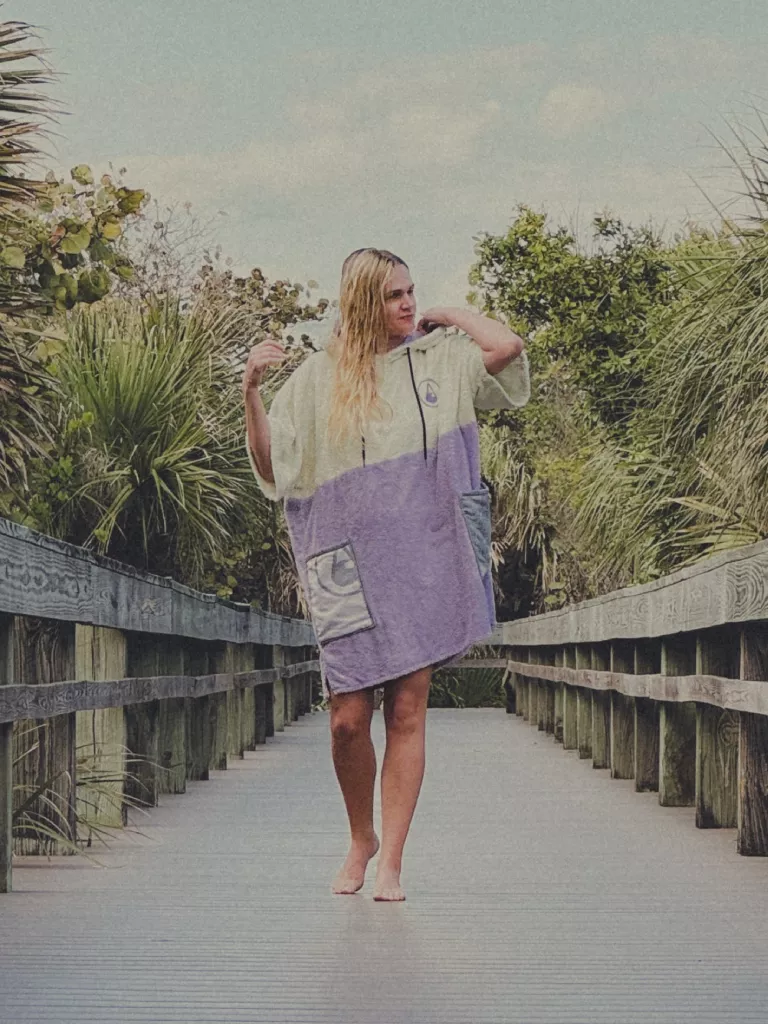 Poncho de plajă Wave Hawaii Poncho Peniche, 95% Bumbac, 5% Poliester, S-XL, Mov, Alb